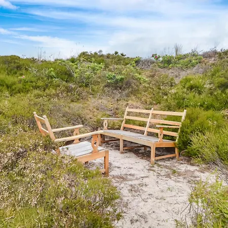 3 Bedroom Awesome In Holiday home